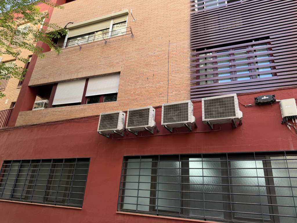 El instalador me dio este consejo al poner el aire acondicionado: si no, fallará en los días de más calor