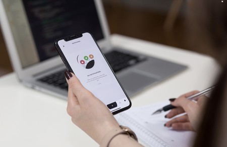 Este concepto de iOS le da una vuelta de tuerca a Siri, la multitarea y los widgets contextuales