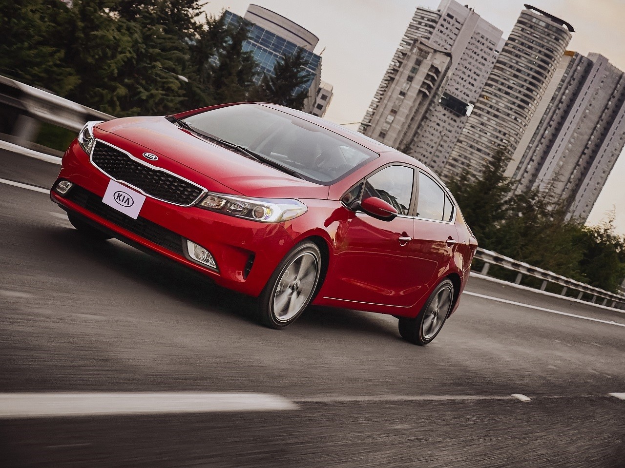 KIA Forte 2017: precios, versiones y equipamiento en México 