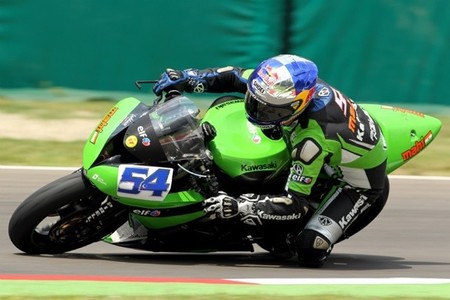 Superbikes Italia 2013: Kenan Sofuoglu corta la racha de Sam Lowes y vence en Supersport 
