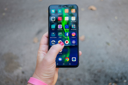 Ofertas AliExpress: Xiaomi Mi A2 Lite, Huawei Honor 8X y Mi TV Box a mejor precio