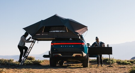 Ford, Amazon y un buen inversor de Tesla inyectan otros 2.500 millones de dólares a Rivian, la niña bonita de las start-ups de coches