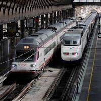 Renfe acaba de publicar su primer informe de puntualidad. Resultado: el AVE no es puntual