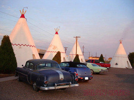 Motel Wigwam: dormir en una tienda india
