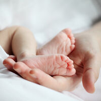 Nace un bebé con anticuerpos de Covid, después de que su madre se infectara durante el embarazo