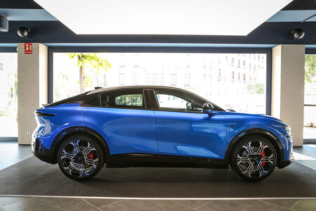 Alpine A390 En Atelier Alpine Barcelona 7