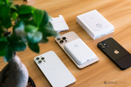 Los secretos de la batería MagSafe de Apple, al detalle: la probamos con todos los iPhone 12