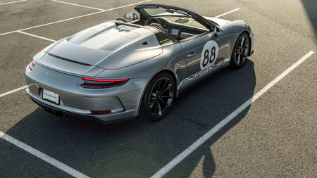 Tras la subasta, el último de los Porsche 911 Speedster recauda un millón de dólares para ayudar a combatir el coronavirus