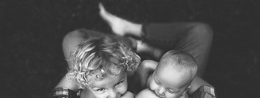 En la lactancia en tándem, ¿la leche se adapta a la edad del pequeño o del mayor?