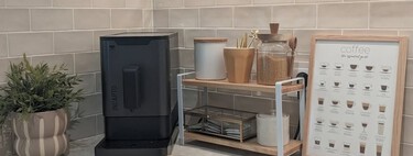 Estos son los siete usos del papel de horno que probablemente no conocías: sirve para planchar la ropa y limpiar la cal del baño, según una experta 