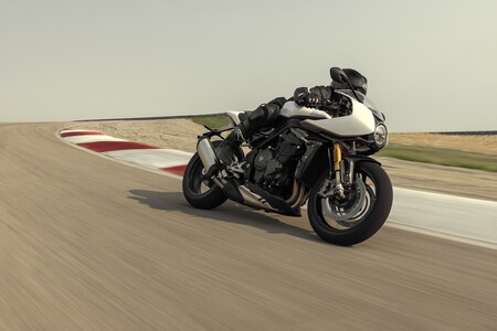 Triumph Speed Triple 1200 Rr 2021 041