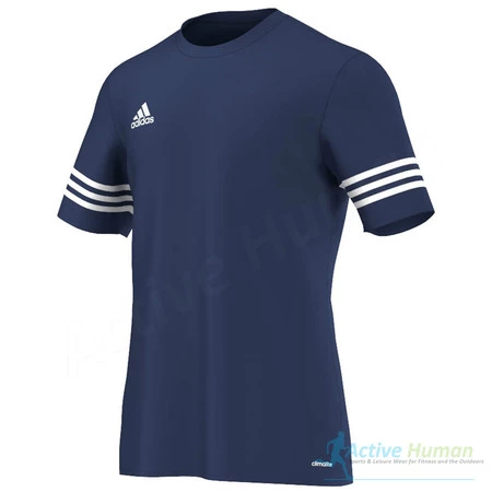 Desde 10,62 euros podemos hacernos con la  camiseta de entrenamiento para fútbol Adidas Climalite en Amazon 
