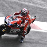 Dovizioso lidera el viernes con mano de hierro, y todas las Ducati contra Márquez