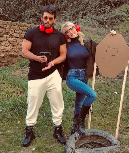 ¿Le ha pedido Can Yaman matrimonio a Diletta Leotta? Este es el vídeo que demostraría que SÍ (y con un estilo propio de Torremolinos)
