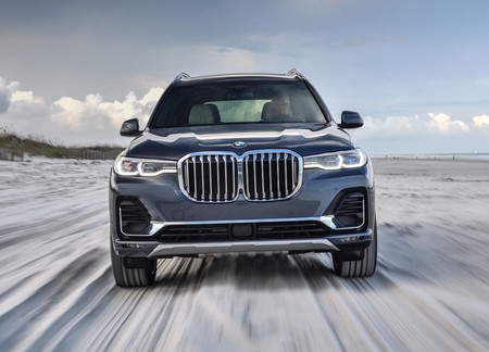 ¿BMW piensa en un súper SUV? Su registro del nombre X8 M nos invita a pensar que sí