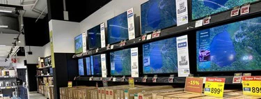 Carrefour liquida por casi 200 euros menos un Smart TV Samsung QLED de 65 pulgadas ideal para salones grandes 