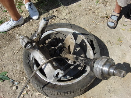 BMW M5 Touring pinchazo accidente