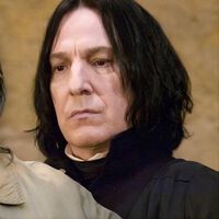 El actor Alan Rickman, que interpretó a Snape, cumplió el que probablemente era el mayor deseo de muchos niños en el set de Harry Potter: "Sabía lo mucho que significaba para ellos" 