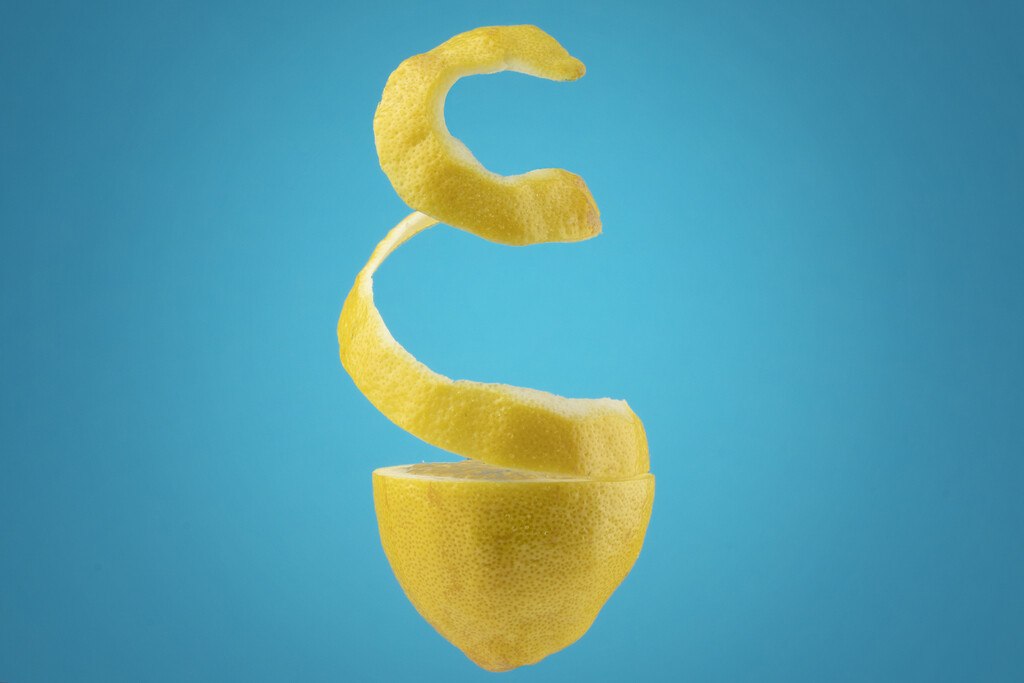 Si tienes limones secos o viejos en casa, tienes un tesoro: cómo usar las pieles para limpiar y no desperdiciarlos