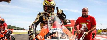 Álvaro Bautista se defiende en Twitter del peso, ataca a Scott Redding y trata un 'wild card' en MotoGP con Ducati 