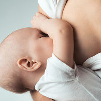 Dar lactancia materna durante más tiempo, prolonga hasta diez años la sensibilidad de la madre hacia su hijo, según un estudio