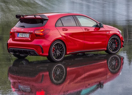 Mercedes Benz A45 Amg 4matic 2016 1024 0d