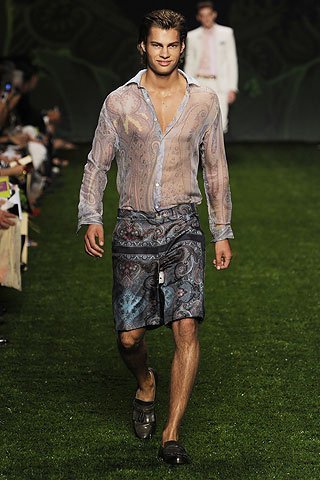 Etro, Primavera-Verano 2011 en la Semana de la Moda de Milán