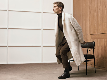 Zara y su colección Studio nos invaden de tonos neutros y cortes oversize este otoño