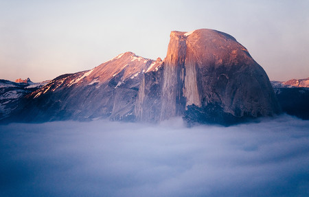 Si buscas el wallpaper perfecto echa un vistazo a las hermosas colecciones fotográficas de Unsplash
