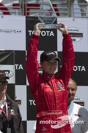 Katherine Legge probará un Toro Rosso