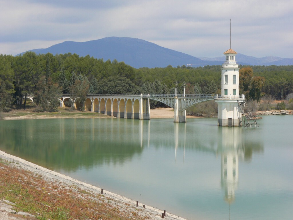 España lleva meses por encima de la media de agua embalsada de la última década: cuando hasta las buenas noticias vienen con letra pequeña 