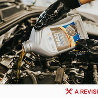 Si no entiendes los números de la garrafa de aceite que compras en la gasolinera para tu coche, esta es la solución definitiva para no equivocarte 