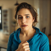 Qué dice la psicología sobre las personas que no saben aceptar elogios y cómo afecta a su autoestima