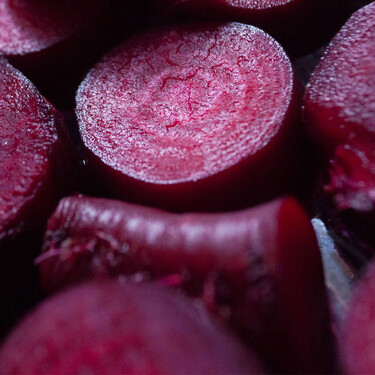 Deja de cocer la remolacha en agua: esta es la mejor forma de hacerlo y conservar sus nutrientes 