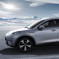 Un nuevo fabricante chino está a punto de debutar con este SUV eléctrico con el Tesla Model 3 en su punto de mira