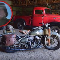 Ligar uma motocicleta da Segunda Guerra Mundial é tão difícil que foi lançado um manual de instruções para leigos 