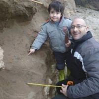 El paleontólogo más joven del planeta y de la historia tiene cuatro años y ha encontrado unos fósiles de más de ¡500.000 años! 