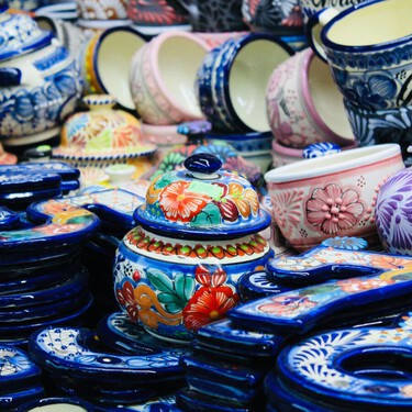 El lugar a solo 10 minutos de la central de Abastos de Puebla donde puedes encontrar hermosas piezas de talavera para decorar tu hogar