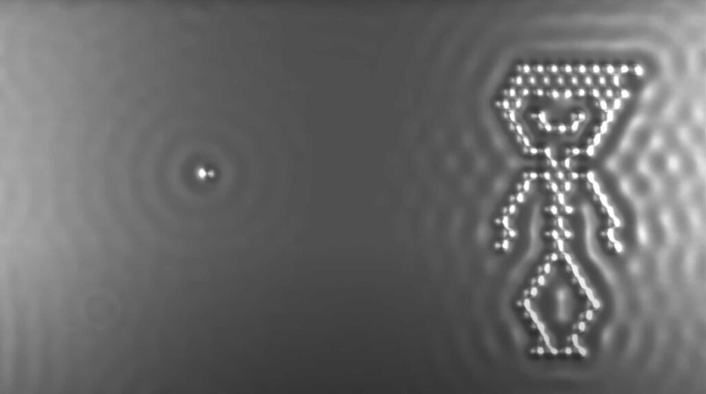 La película "más pequeña del mundo" salió en 2013, es en stop-motion y tiene a átomos de protagonistas