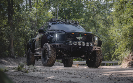 Ford Intrepid F-150, una troca que hace ver a la nueva F-150 Raptor como un tierno gatito