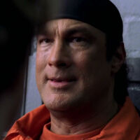 "No es buena persona". El thriller de acción que supuso el fin de la carrera de Steven Seagal en Hollywood 