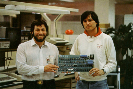Cuando se pone precio a la historia. Sotheby´s pondrá a subasta dos objetos relacionados con Apple