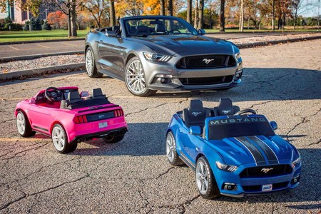 El Ford Power Wheels Smart Drive Mustang es el regalo que estás esperando para Navidad