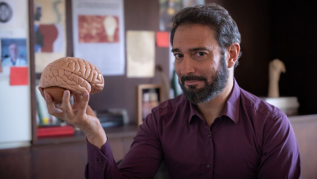 No esperes programas de ciencia en La 2. ¿La razón?: "Eso de los científicos importantes no da audiencia"