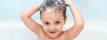 11 champús suaves para cuidar el pelo y el cuero cabelludo de los niños 