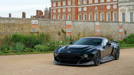 Aston Martin Victor, el bestial one-off de 848 CV y cambio manual como homenaje a los Vantage