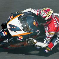 Para Álex Crivillé, "los deportistas que pagan impuestos en España son unos burros"