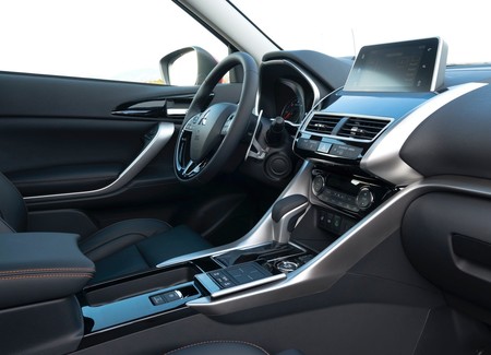 Mitsubishi Eclipse Cross 29