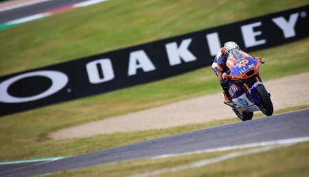 Arón Canet evita la segunda pole consecutiva de Pedro Acosta y Mattia Pasini hace la épica en Mugello