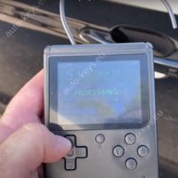 Este Gameboy cuesta $58,000 y no tiene juegos: abre autos y ya ha sido utilizado para robar algunos
